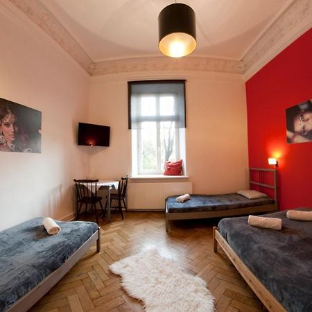 Pokoje Bagatela Stare Miasto Hotell Krasków Rom bilde
