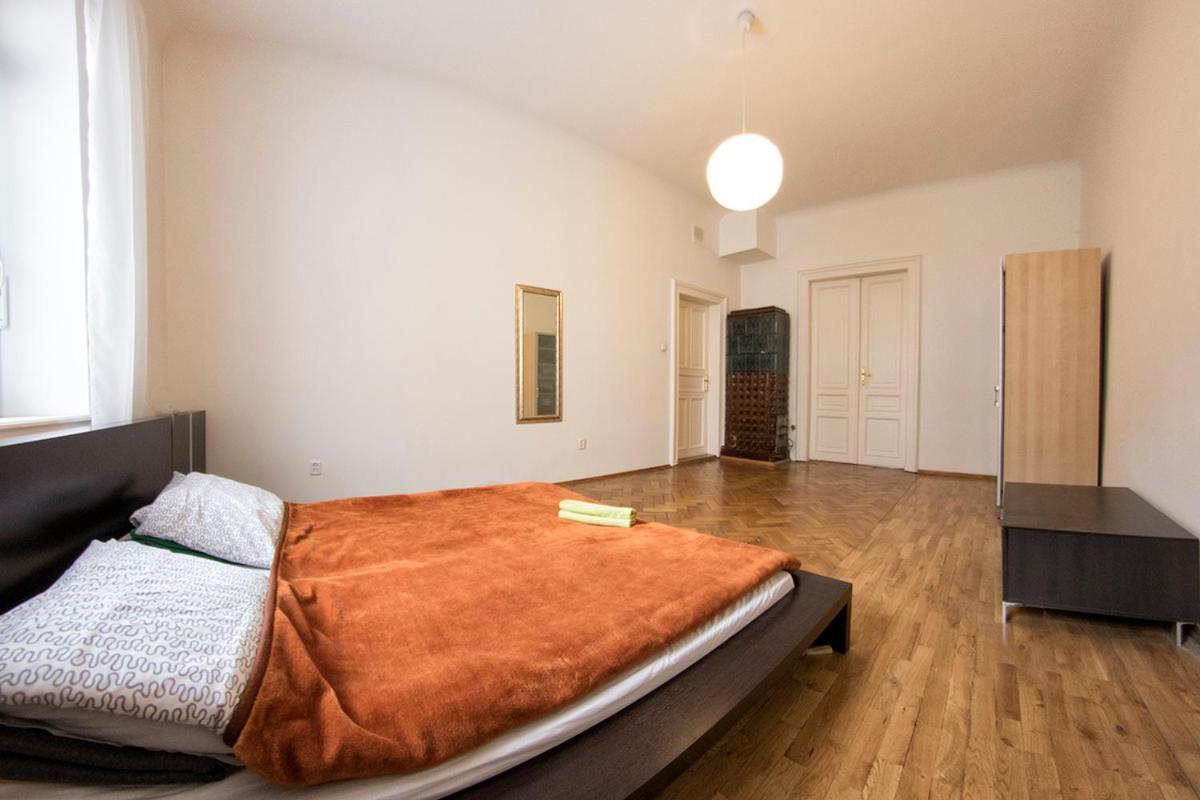Pokoje Bagatela Stare Miasto Hotell Krasków Eksteriør bilde