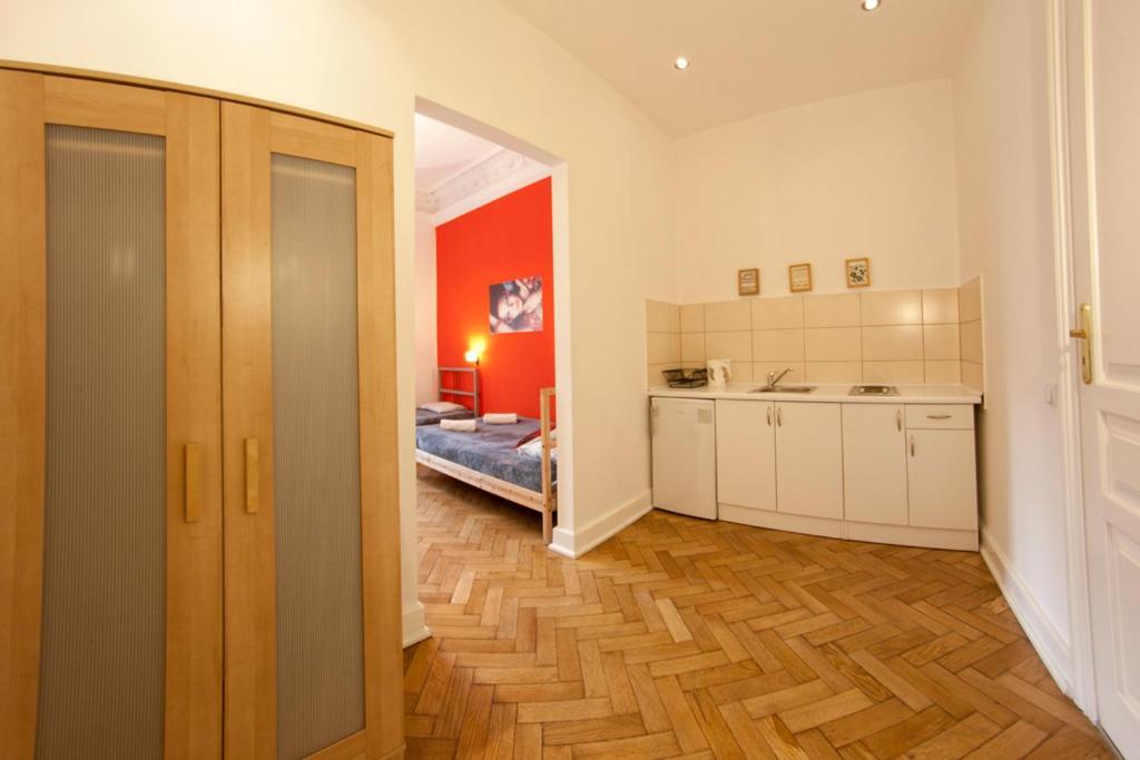 Pokoje Bagatela Stare Miasto Hotell Krasków Rom bilde
